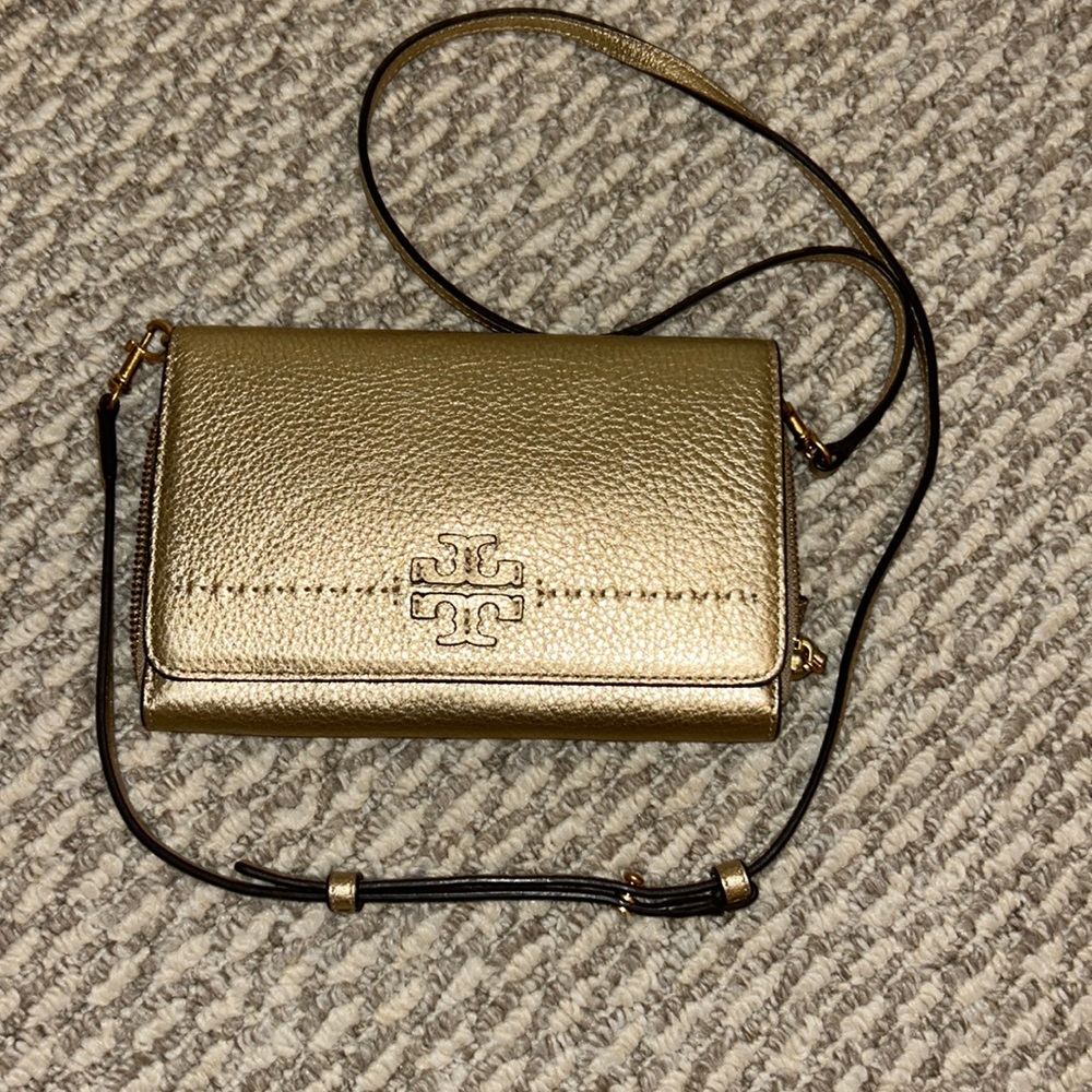 Tory Burch McGraw Metallic Flat Wallet Crossbody w/ Dust Bag